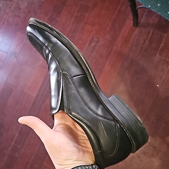 Men's dress shoes size 11 - Picture 2 of 5